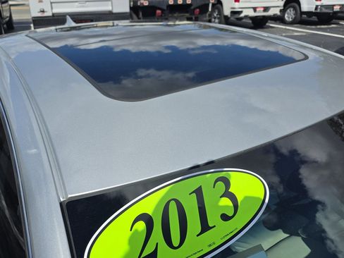 Used 2013 Cadillac XTS Platinum image 10