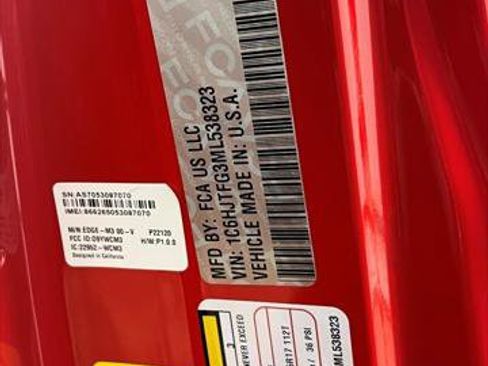 Certified 2021 Jeep Gladiator Overland w/ Cold Weather Group image 48