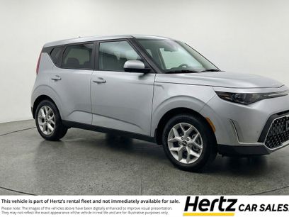 Used 2025 Kia Soul LX w/ LX Technology Package