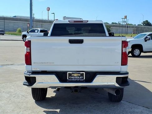 Used 2025 Chevrolet Silverado 2500 LT w/ Convenience Package AWD/4WD image 6