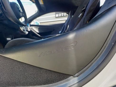 Used 2019 McLaren 600LT RWD image 58