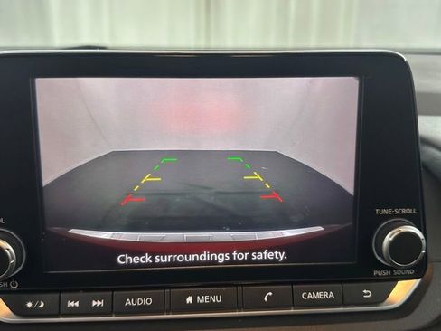 Used 2023 Nissan Rogue SV w/ SV Premium Package image 20