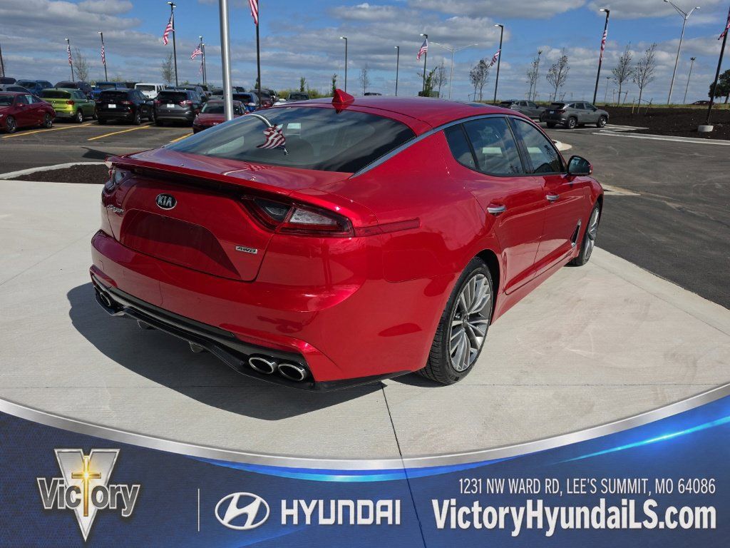 Used 2019 Kia Stinger Premium AWD/4WD image 5
