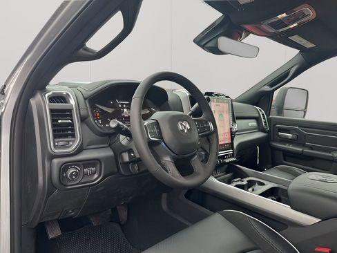 New 2026 RAM 2500 Laramie w/ Night Edition image 26