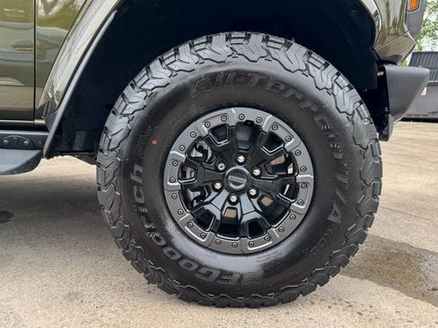 Used 2025 Ford Bronco Raptor AWD/4WD image 14