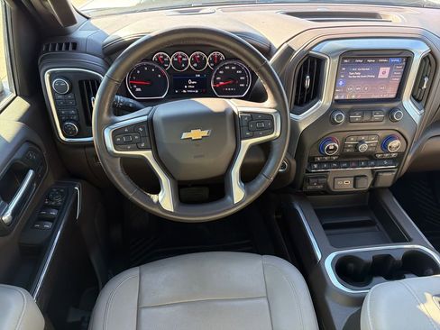 Used 2022 Chevrolet Silverado 2500 LTZ w/ LTZ Plus Package image 15