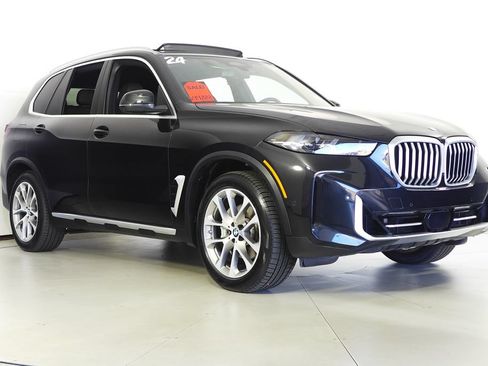 Used 2024 BMW X5 sDrive40i w/ Parking Assistance Package RWD image 4