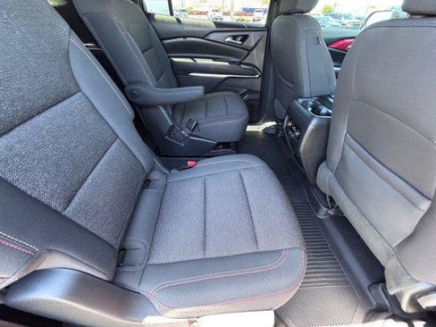 Used 2024 Chevrolet Traverse Z71 AWD/4WD image 13
