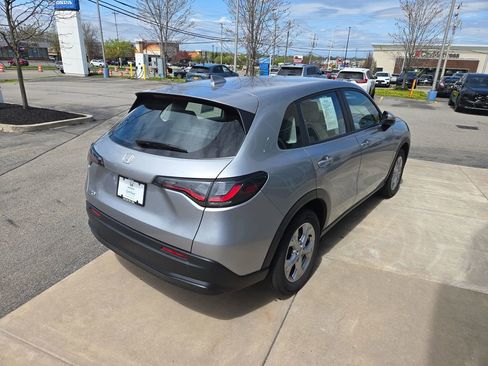 Used 2024 Honda HR-V LX image 3