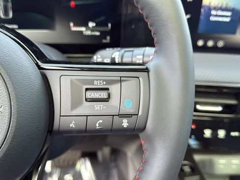 New 2026 Nissan Kicks SR w/ SR Premium Package image 27