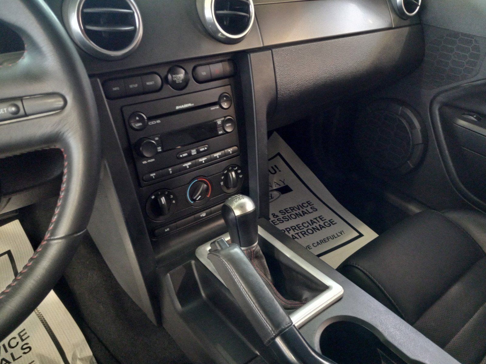 Used 2007 Ford Mustang Shelby GT500 RWD image 16