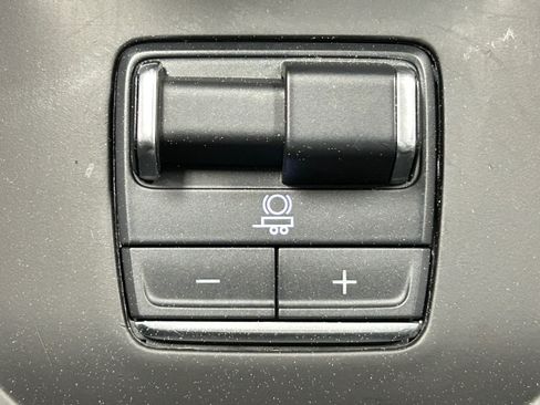 Used 2023 GMC Sierra 1500 AT4X AWD/4WD image 39