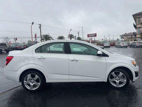 Used 2013 Chevrolet Sonic LTZ image 10