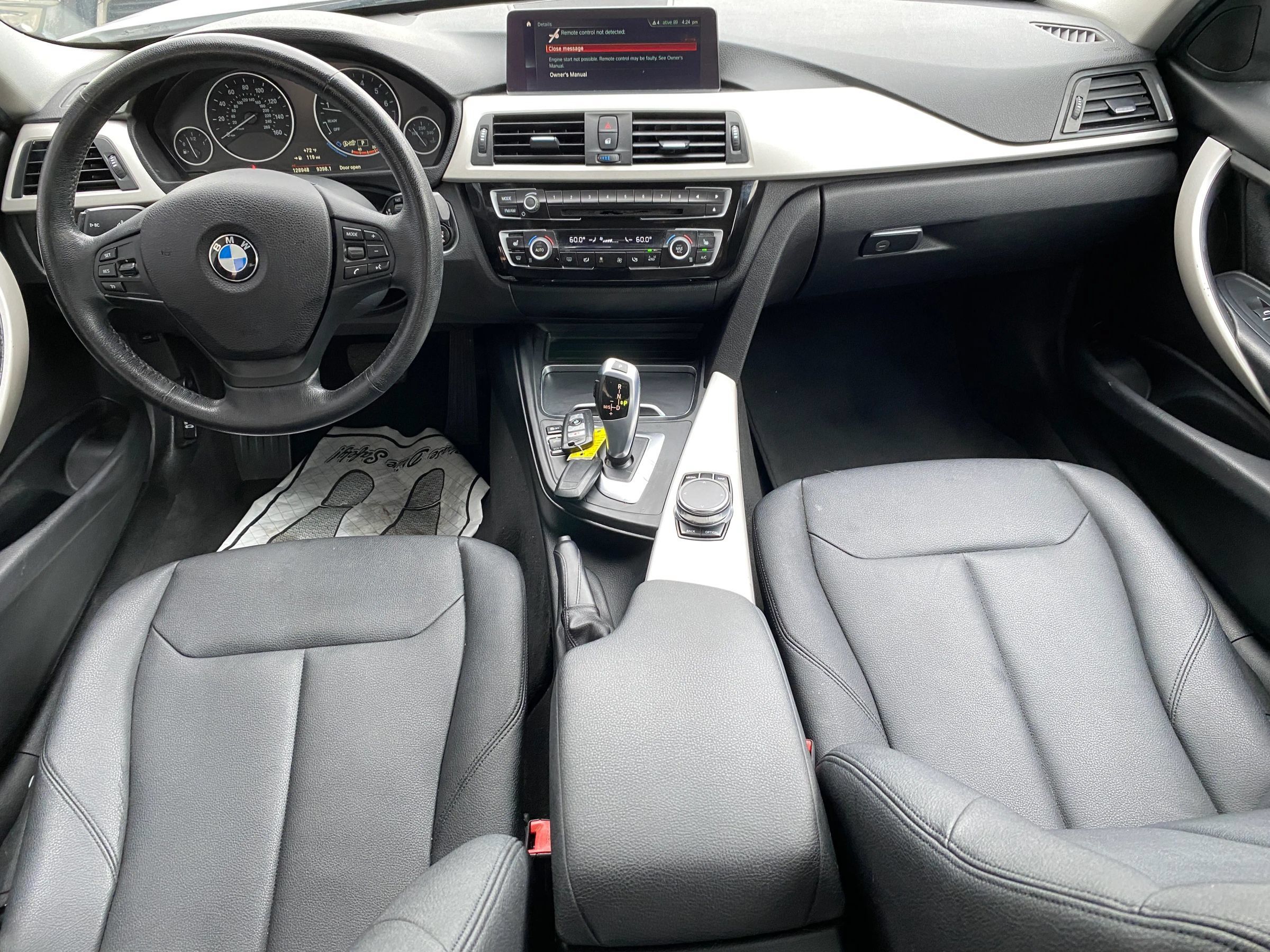 Used 2018 BMW 320i xDrive Sedan AWD/4WD image 4