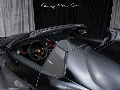 Used 2023 Ferrari 812 GTS RWD image 25