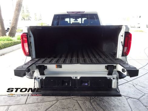Used 2021 GMC Sierra 1500 Denali w/ Denali Ultimate Package image 9