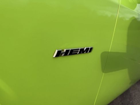 Used 2015 Dodge Challenger R/T image 19