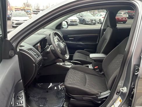 Used 2021 Mitsubishi Outlander Sport LE image 10