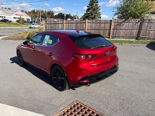 Used 2025 MAZDA MAZDA3 2.5 S Hatchback w/ Premium Pkg FWD image 6