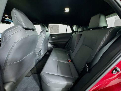 Used 2024 Toyota Venza Nightshade image 22