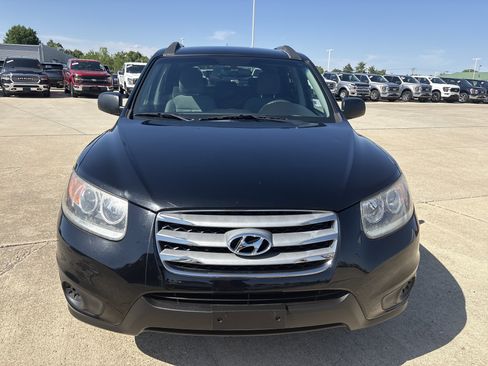 Used 2012 Hyundai Santa Fe GLS FWD image 2