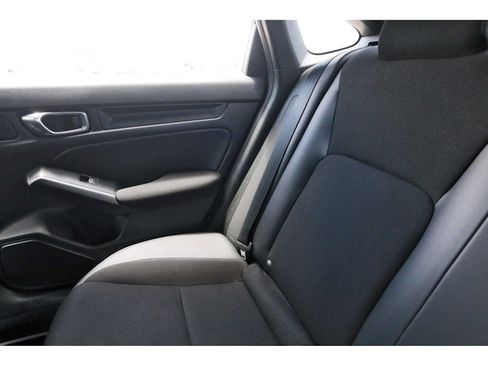 Used 2023 Honda Civic Sport image 9