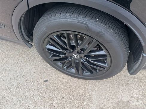 Used 2025 Acura MDX A-Spec image 7