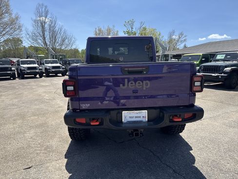 New 2026 Jeep Gladiator Mojave AWD/4WD image 7