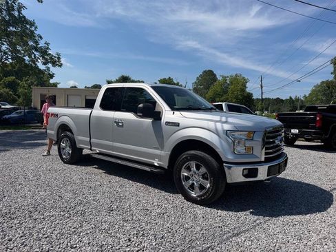 Used 2016 Ford F150 XLT w/ Equipment Group 301A Mid AWD/4WD image 10