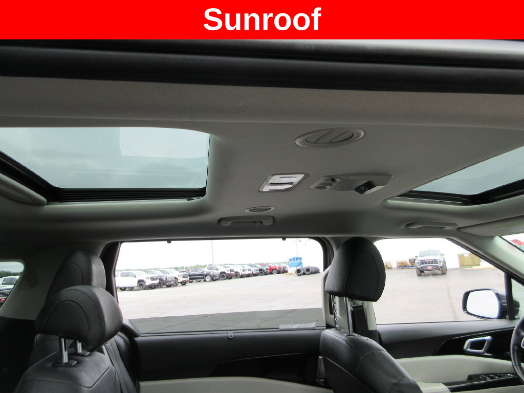Used 2024 Kia Carnival SX Prestige FWD image 15