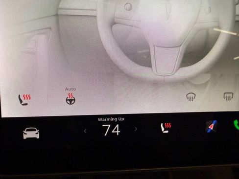 Used 2021 Tesla Model Y Performance image 14