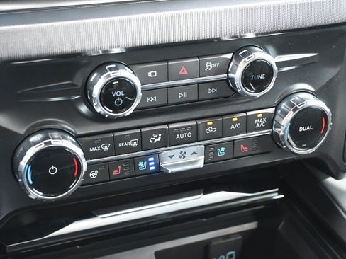 New 2026 Ford F250 Platinum AWD/4WD image 29
