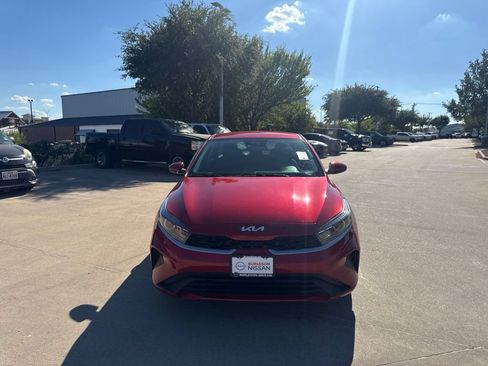 Used 2024 Kia Forte LXS FWD image 8