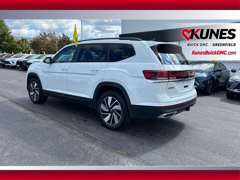 Used 2024 Volkswagen Atlas SE image 9