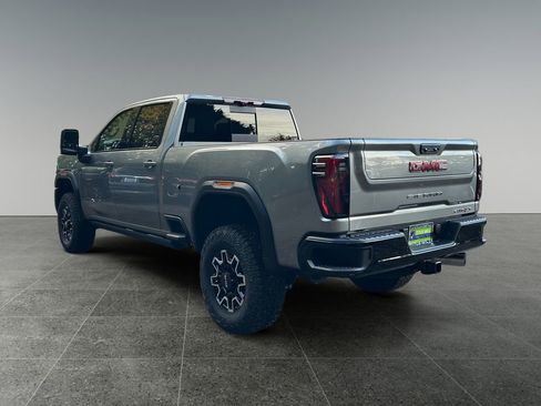New 2026 GMC Sierra 2500 AT4X image 5