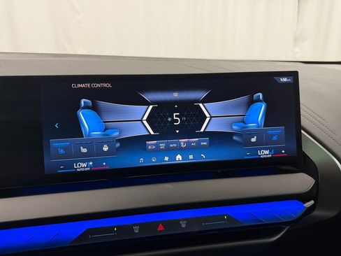 Used 2025 BMW X3 xDrive30i image 41