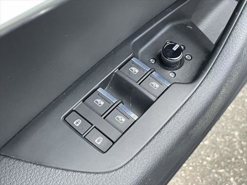 Used 2022 Audi A6 2.0T Premium w/ Convenience Package image 17