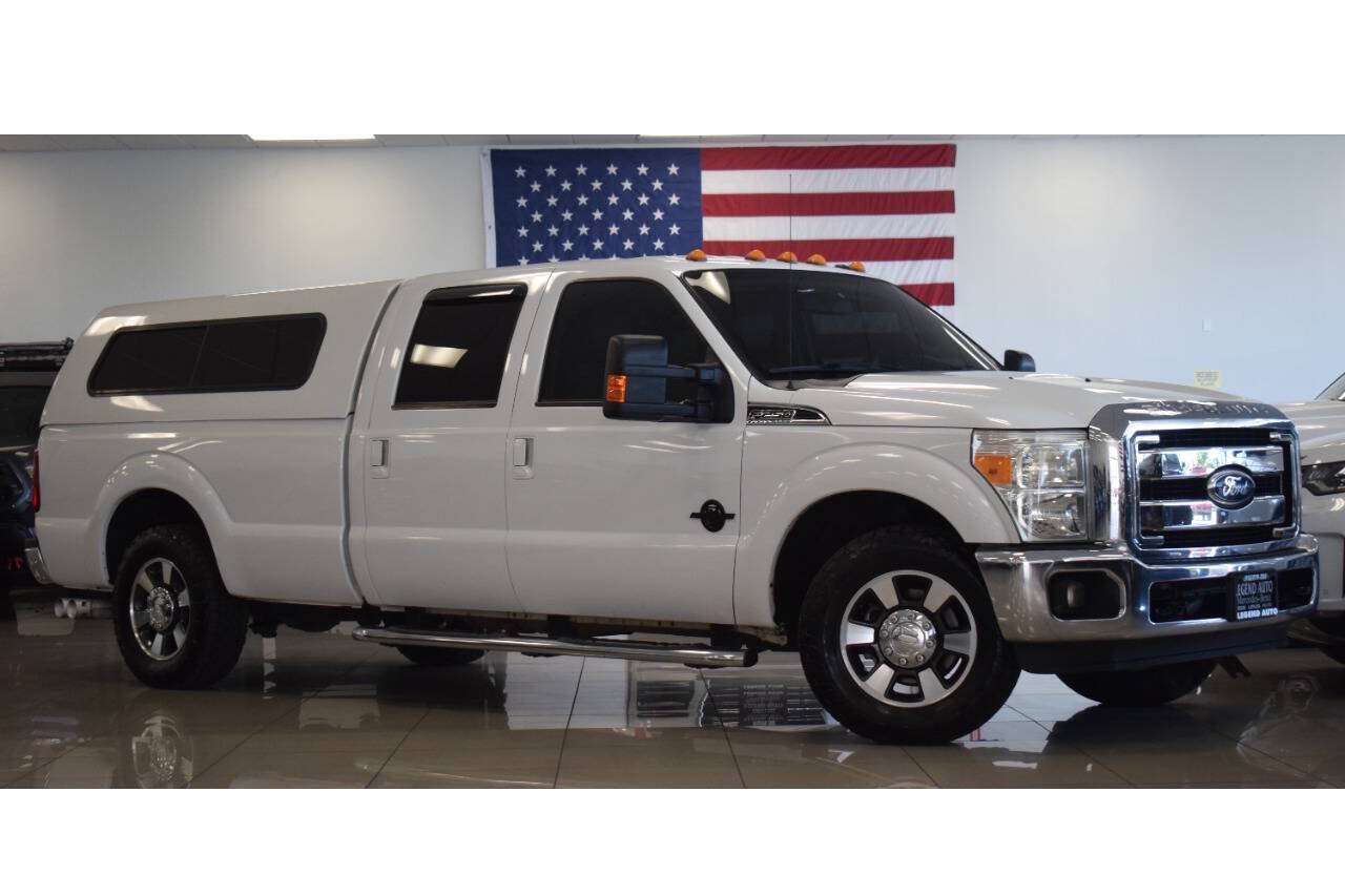 Used 2011 Ford F250 Lariat w/ Lariat Interior Pkg RWD image 1