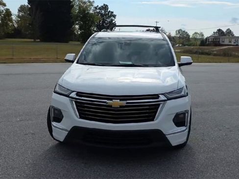 Certified 2023 Chevrolet Traverse High Country w/ LPO, Floor Liner Package image 3