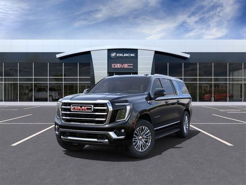New 2025 GMC Yukon XL Elevation image 8