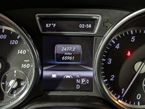 Used 2013 Mercedes-Benz ML 350 4MATIC image 34