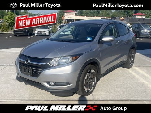 Used 2018 Honda HR-V EX image 1