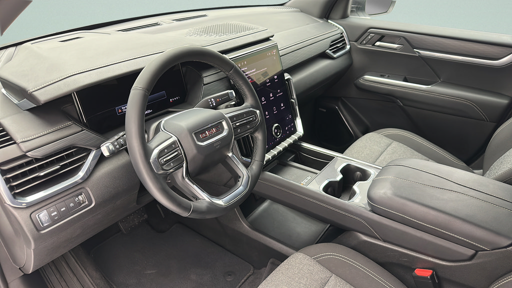 Used 2025 GMC Acadia Elevation AWD/4WD image 11
