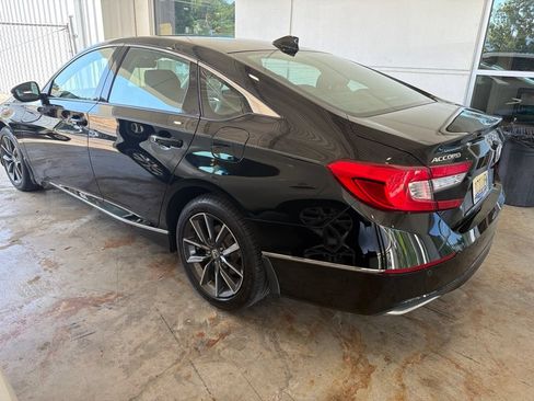 Used 2021 Honda Accord EX-L image 2