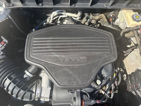 Used 2017 GMC Acadia Denali w/ Technology Package image 29