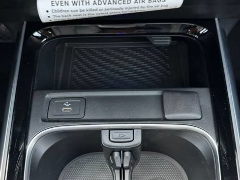 New 2026 Mercedes-Benz GLA 250 4MATIC image 34