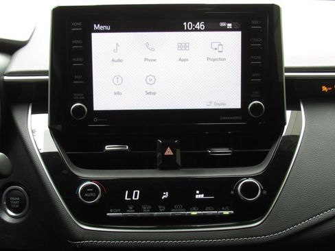 Used 2022 Toyota Corolla SE FWD image 25