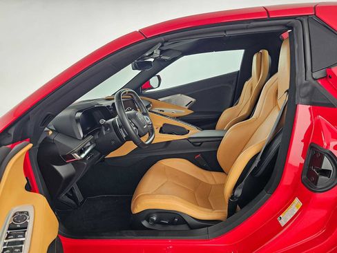 Used 2021 Chevrolet Corvette Stingray Preferred Conv w/ Z51 Performance Package RWD image 18
