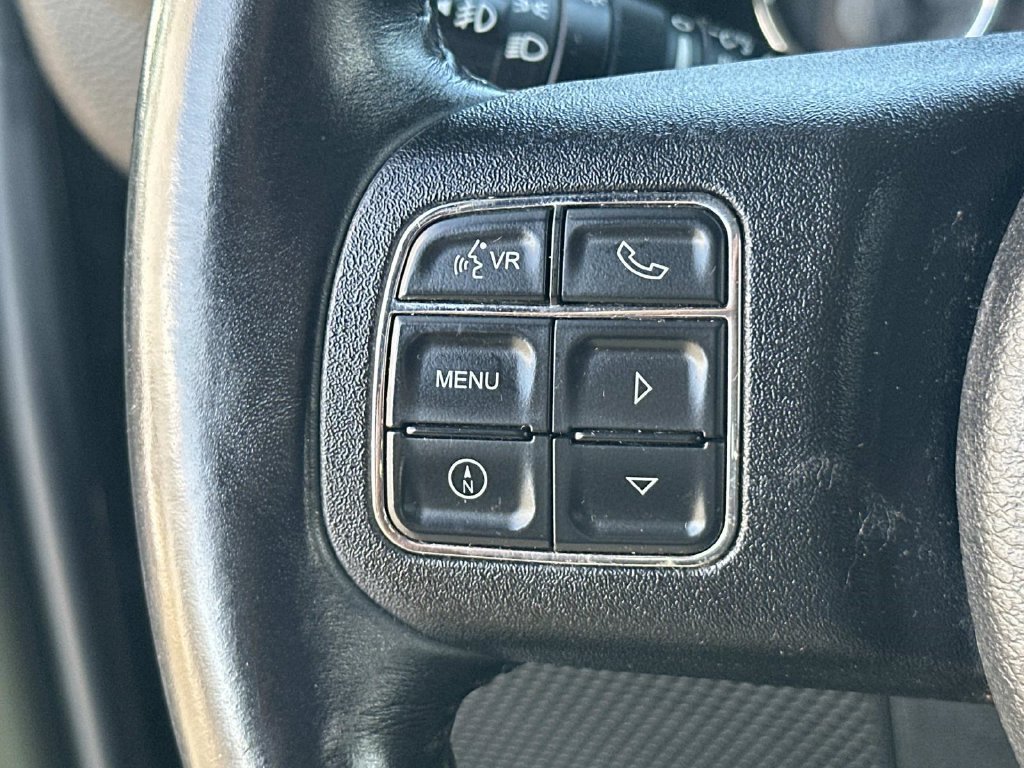 Used 2015 Jeep Wrangler Sport AWD/4WD image 23