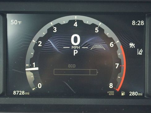 Certified 2025 Toyota Tacoma SR5 image 4